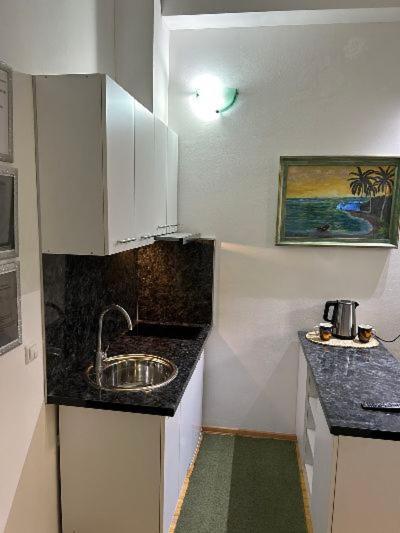Guesthouse Hurma Rooms SJJ Pokoj fotografie